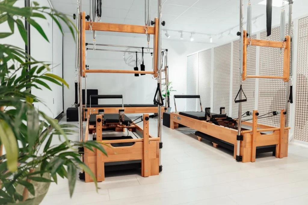 Pilates studio in Henderson, NV - RÓS Pilates reformer studio